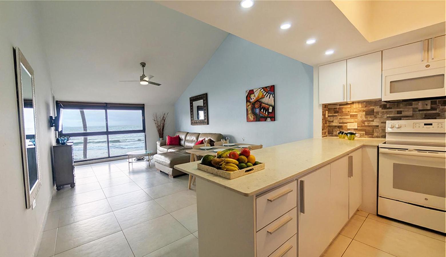 Bv103 - Amazing Oceanfront Condo Steps From Beach Humacao Exterior foto